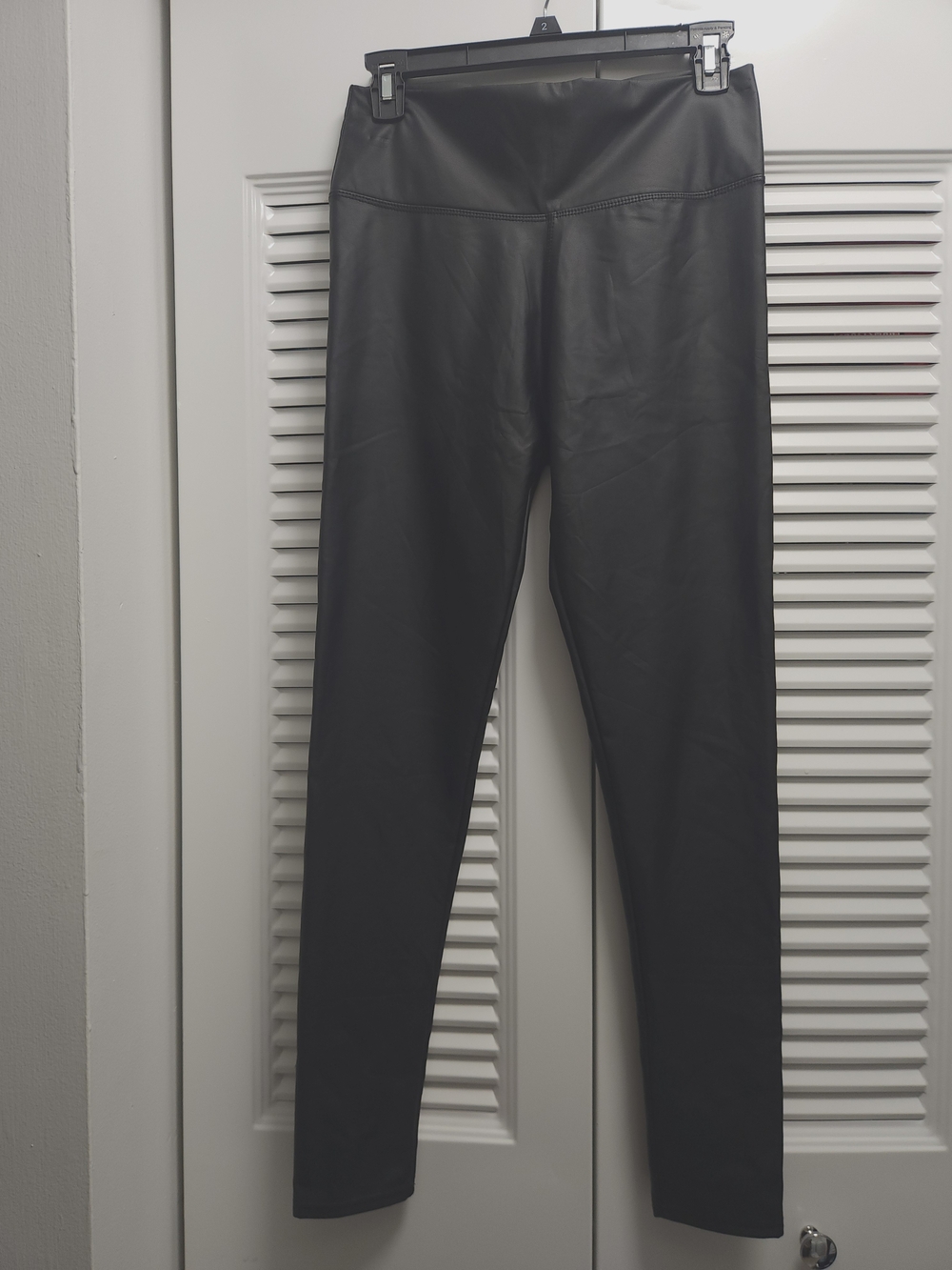 Cherry Koko Black Faux Leather High-Waisted Leggings M/L – Sleek & Stretchy